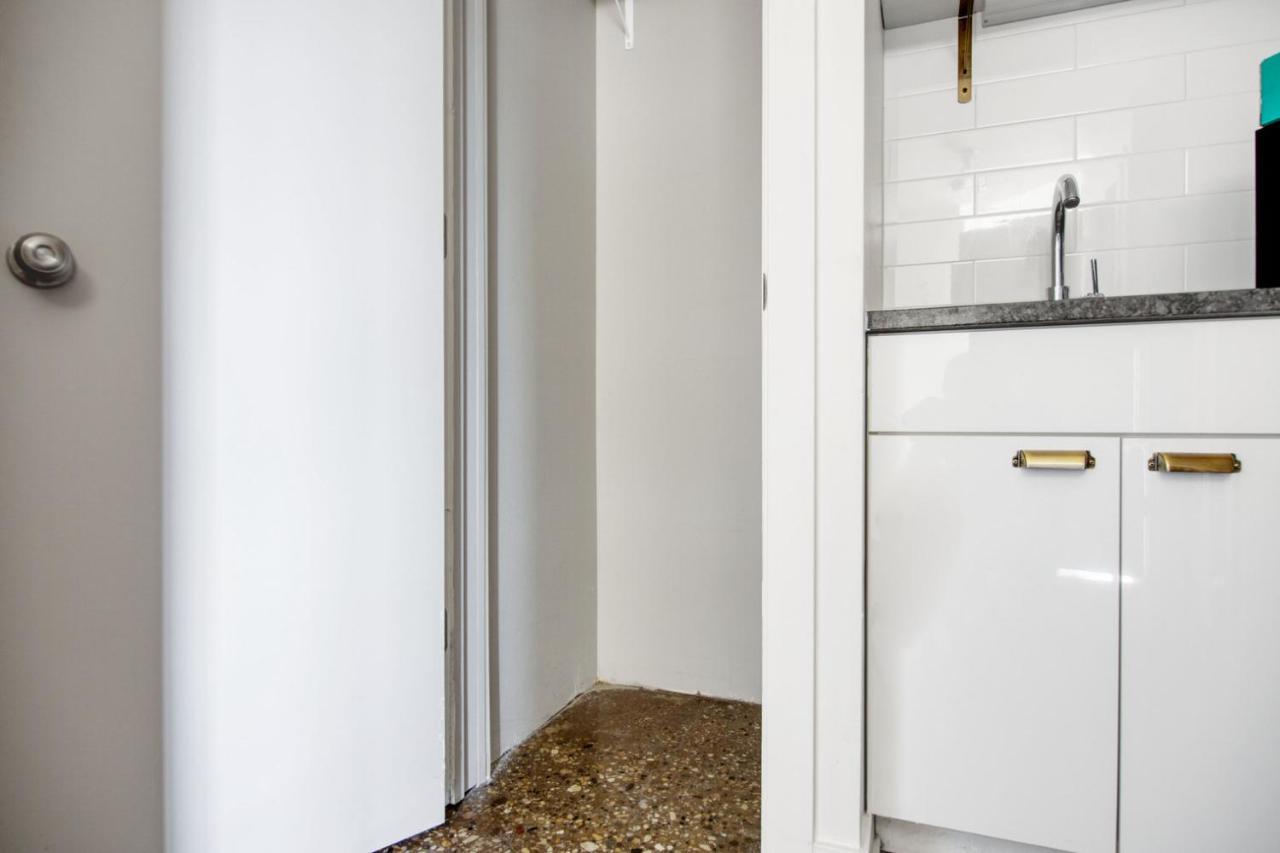 Apartment Uptown 1br W Fire Pits Indoor Pool Nr Beach Chi-973 *