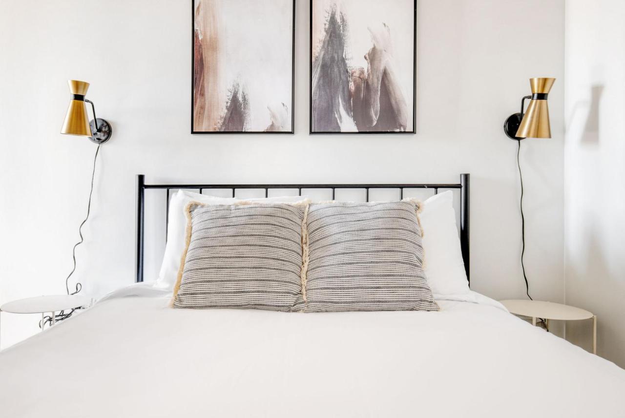 West Loop Jr 1br W Rooftop Dog Run Nr I-90 Chi-967 *