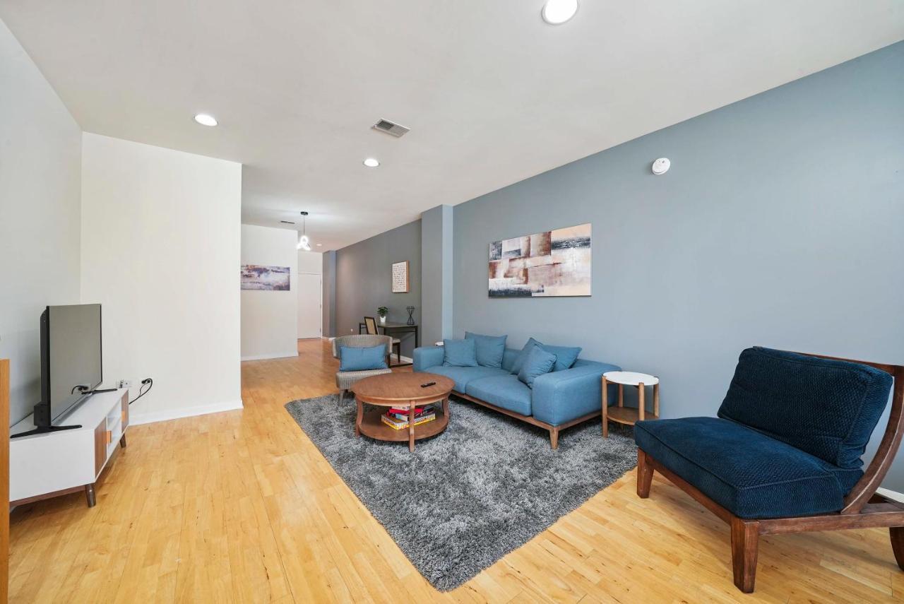 City-view 3-br Rooftop Apartamento