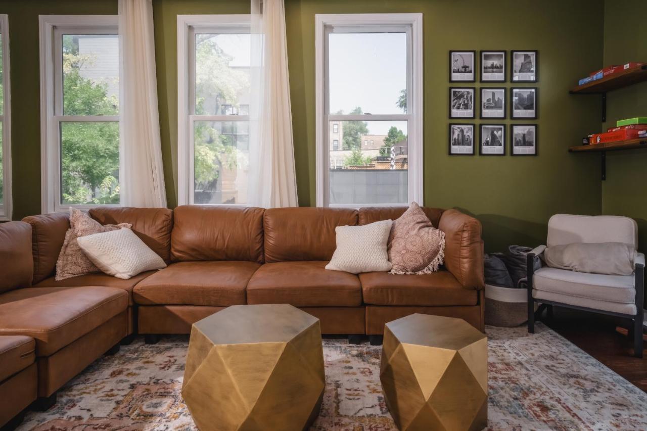 Holiday home Modern Townhome With King & Private Patio *