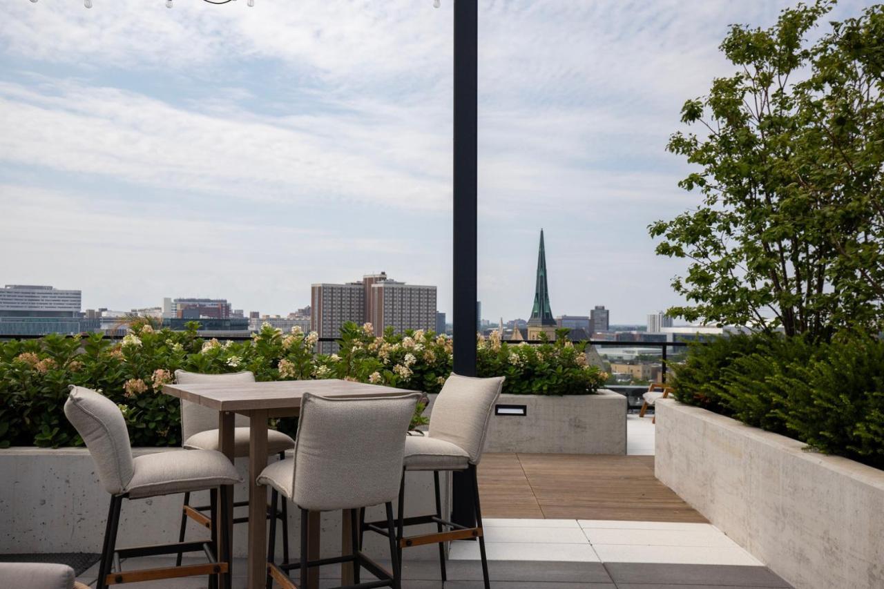 West Loop Jr 1br W Rooftop Dog Run Nr I-90 Chi-967 Chicago