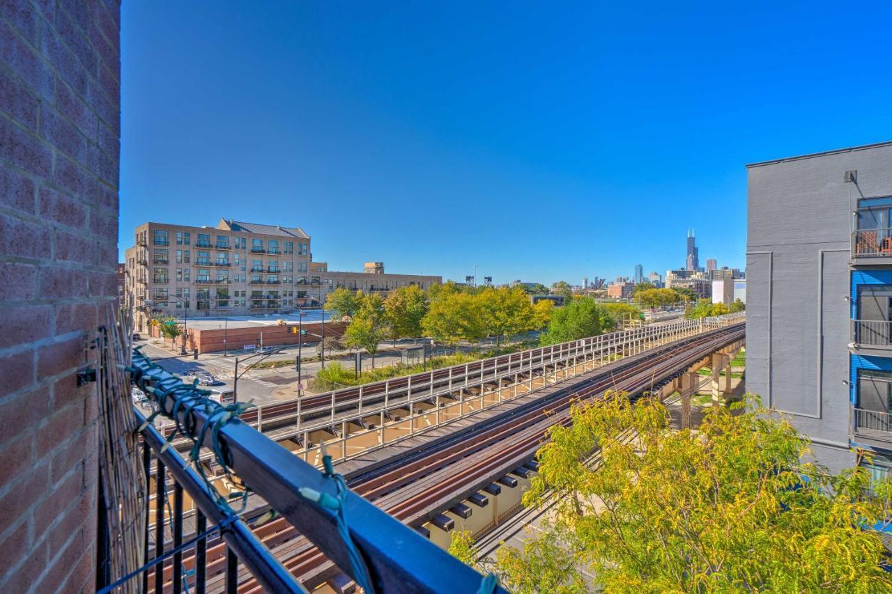 Near Beaches, Parks And Downtown! *