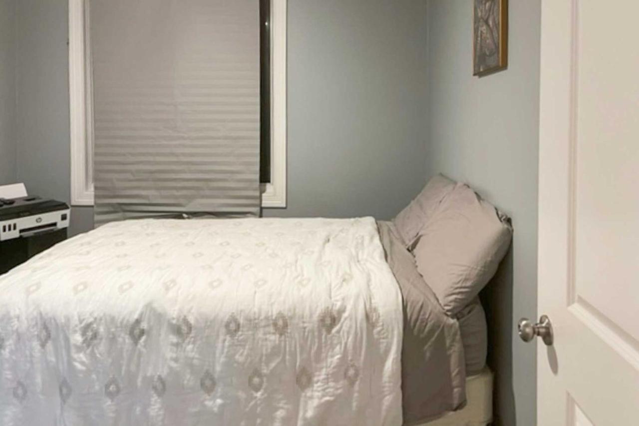Apartment Near Beaches, Parks And Downtown!
