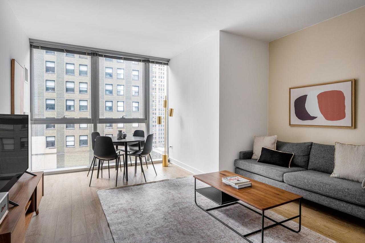 Loop 1br W Roof Gym Lounge Nr Riverwalk Chi-912 Chicago