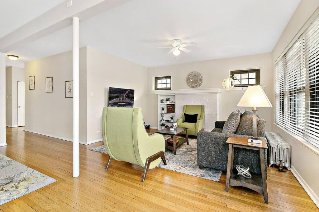 Beautiful 1br Brick In Historic Hyde Park * Chicago