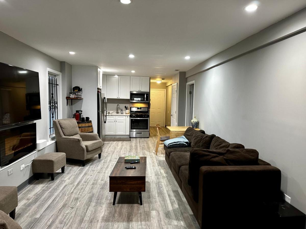 Apartamento Cozy & Spacious In Irving Park