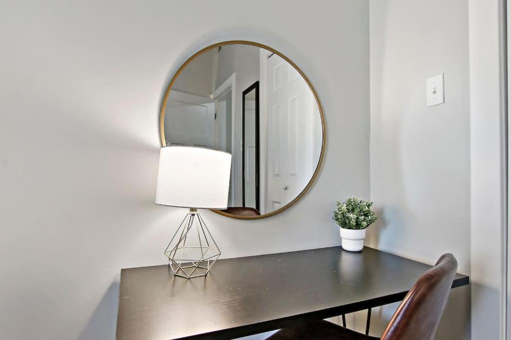Apartment Enchanting 1br With In-unit Laundry - Park M2 Chicago