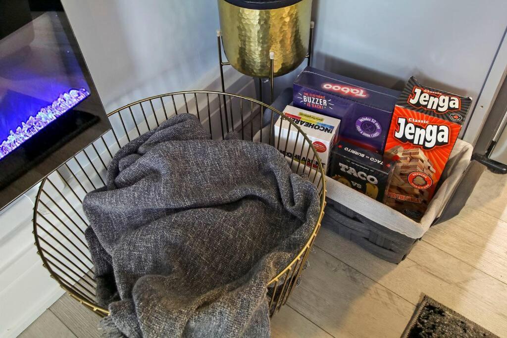 Apartment 2br Modern And Cozy Apt Logan Square Pet Friendly Chicago