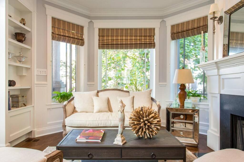 Villa Featured In Socials Luxurious Airbnbs *