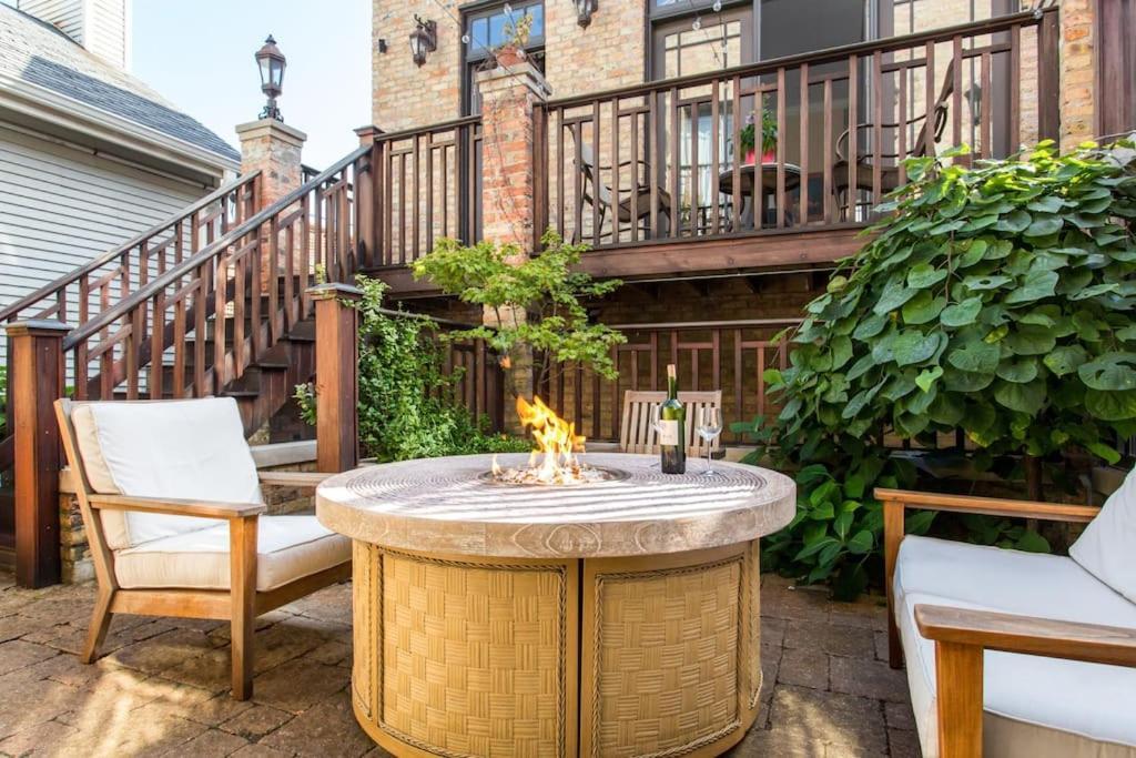 Featured In Socials Luxurious Airbnbs *