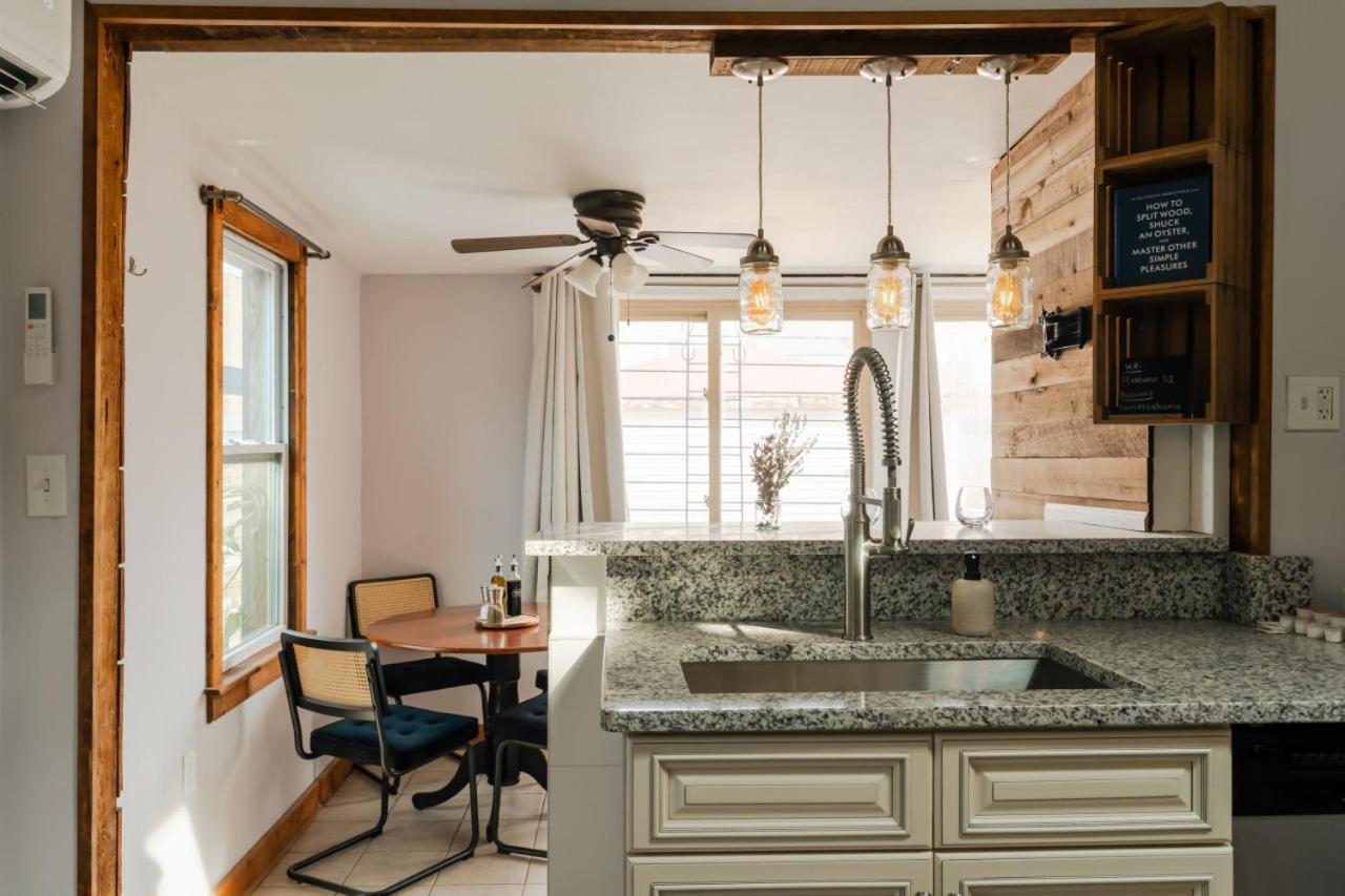 Flexhome Avondale 3br Private S1 - Read Info Holiday home Chicago