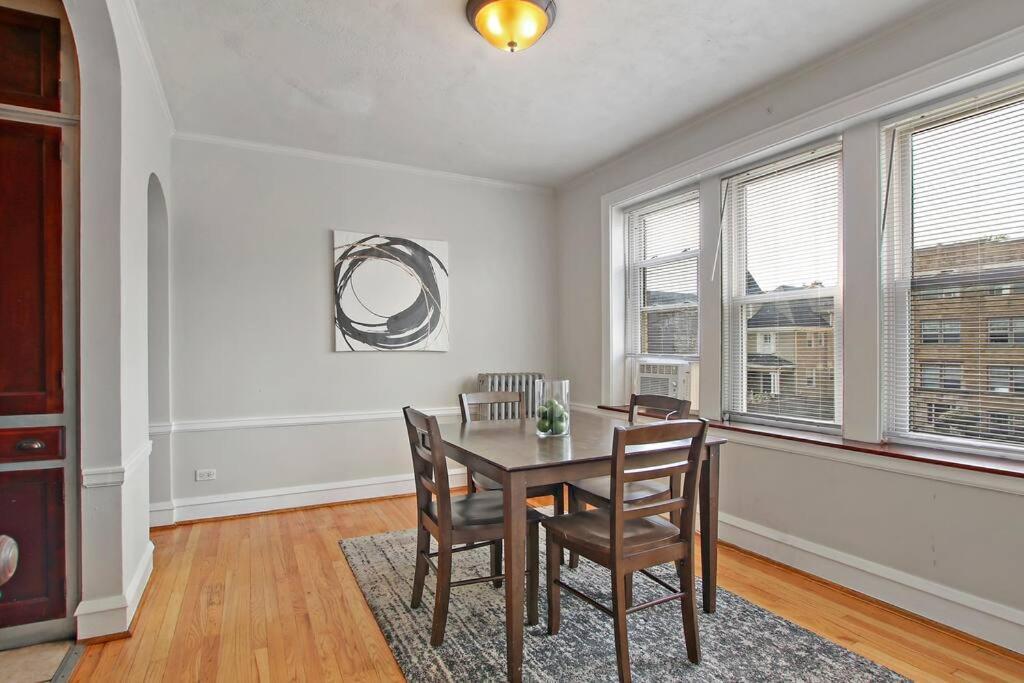 1br Bright And Cozy In - Cullom F2 Apartment Chicago