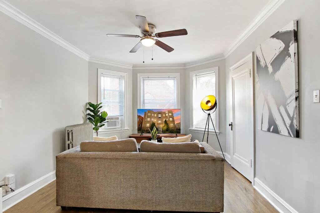 Apartment 1br Homey In Irving Park - Troy 2 *