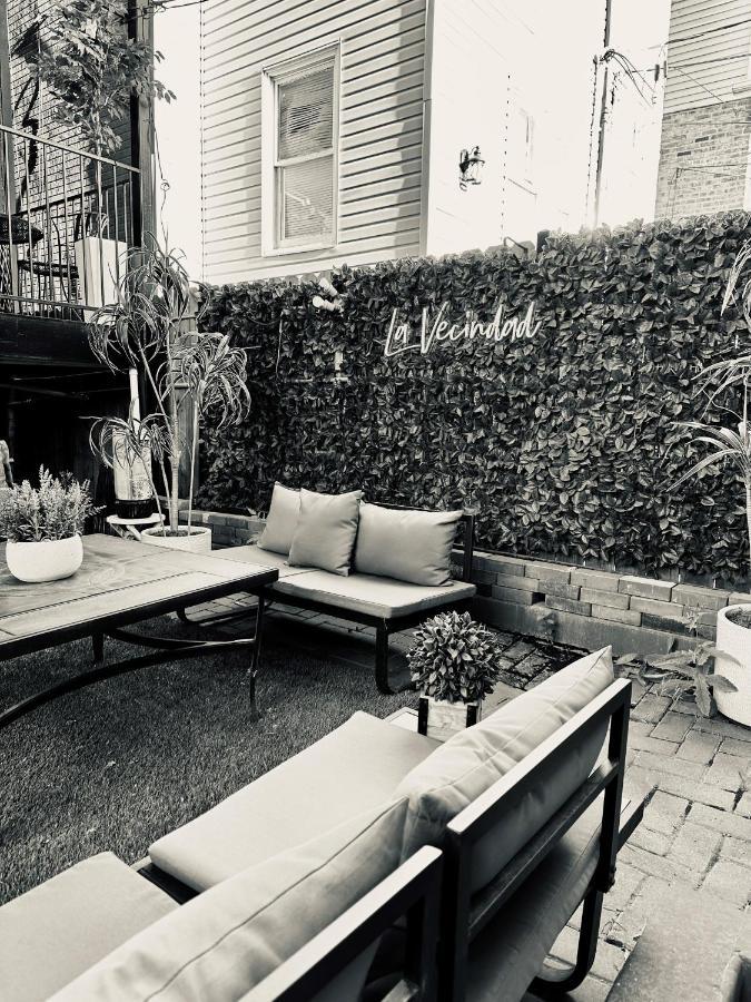 Tiny House - Pilsen Neighborhood Apartment *