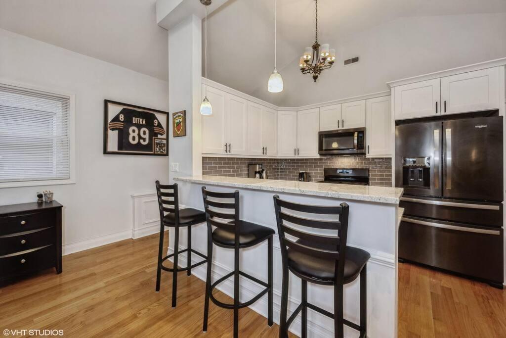 2-bed 2-bath - Close To Uc W/ Free Parking Apartamento