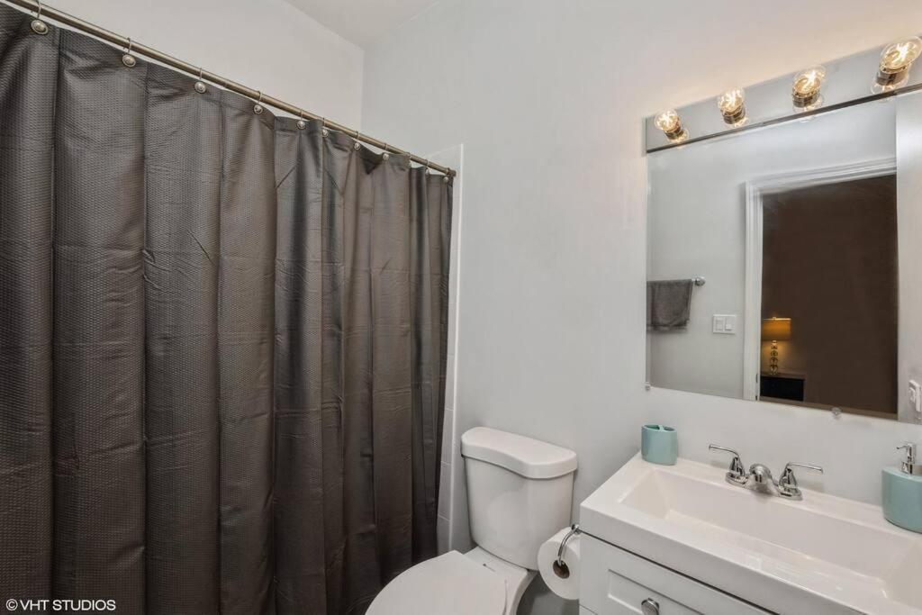 2-bed 2-bath - Close To Uc W/ Free Parking Apartamento *