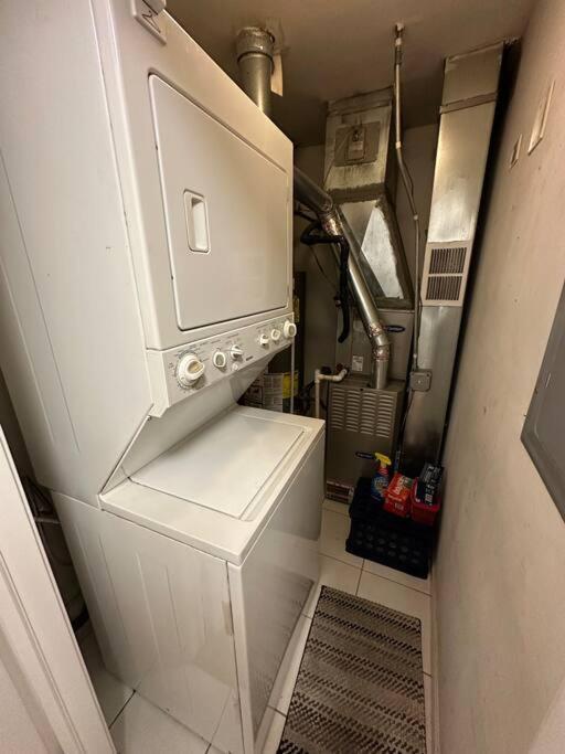 2-bed 2-bath - Close To Uc W/ Free Parking Apartamento