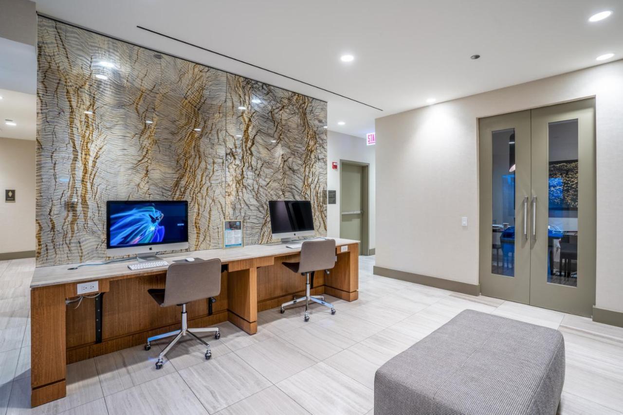 Streeterville 1br W Lounge Terrace N Navy Pier Chi-1000 Appartement