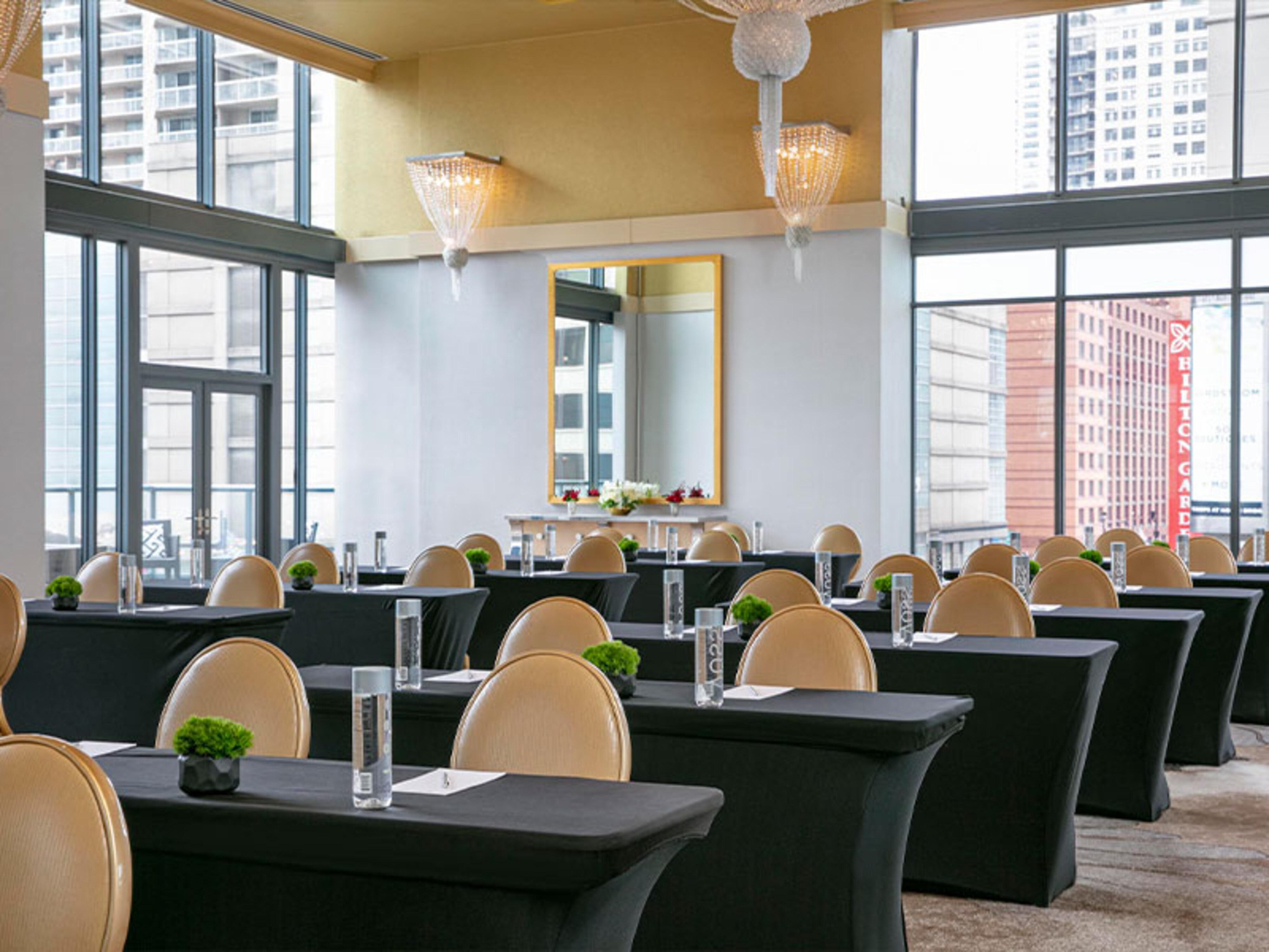 The Royal Sonesta River North Chicago