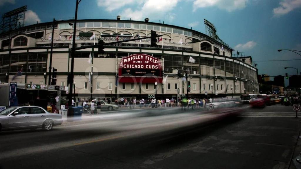 Apartment Wrigleyville Away From Home! 5 Mins From Downtown! Steps From Lake!! Cozy! Chicago