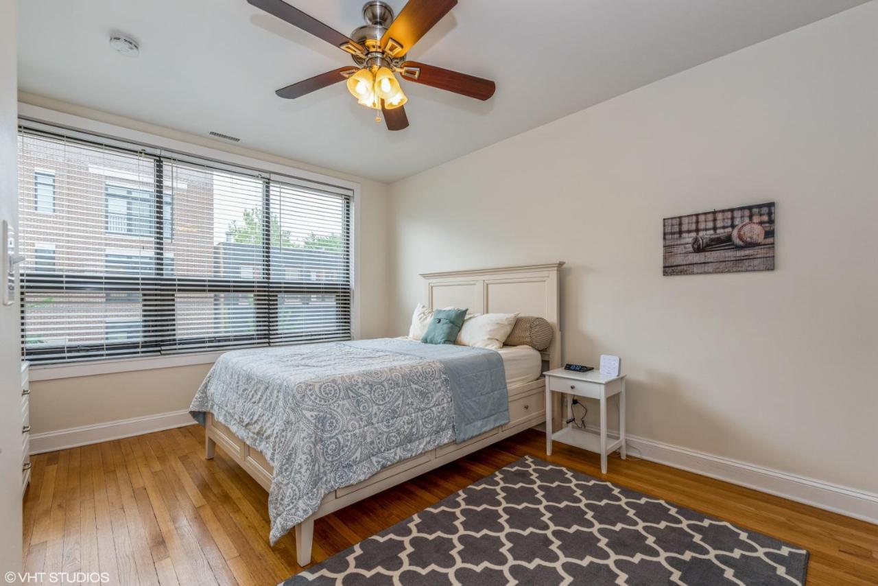 Belmont & Racine - Walk To Wrigley & Southport Corridor & Belmont L Train Station! * Chicago