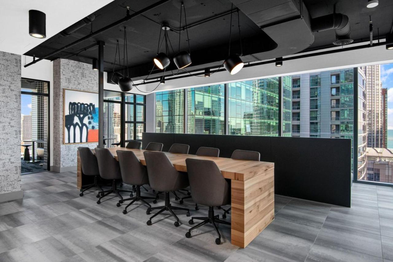 Streeterville 1br W Terrace Gym Nr Riverwalk Chi-997 Chicago