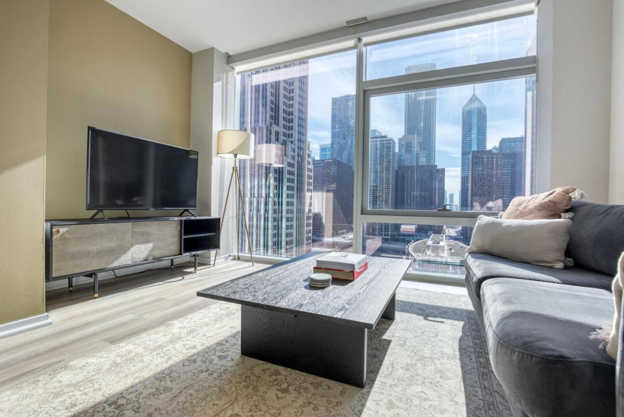 Streeterville 1br W Terrace Gym Nr Riverwalk Chi-997