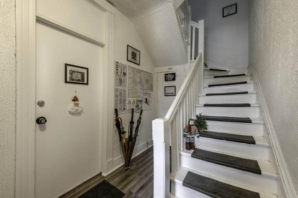 Apartment Historical Pullman - Fully Furnished