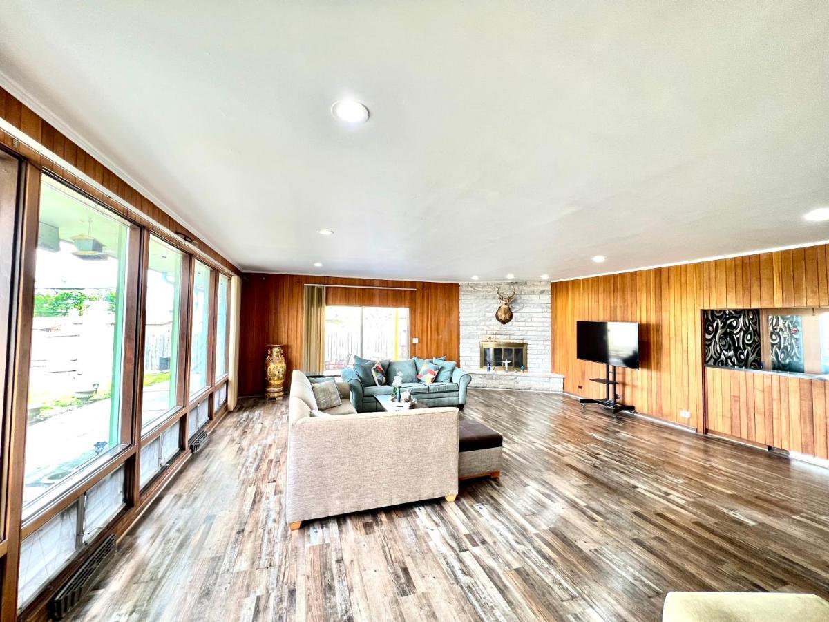 Pill Hill Mansion Albergue