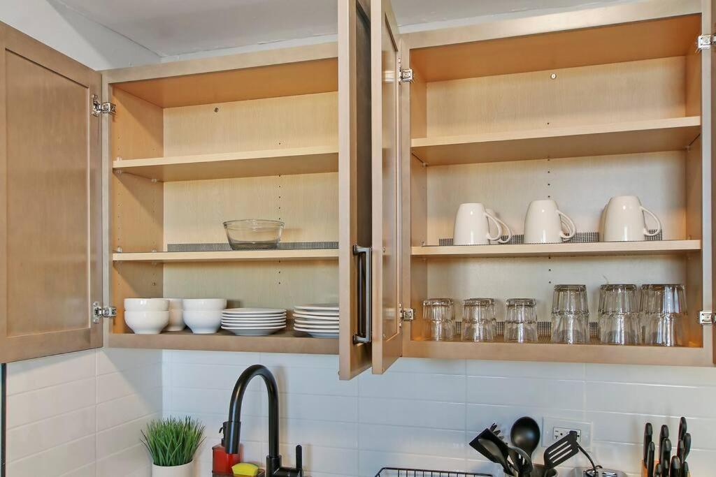 Comfortable 2br - Sunnyside 2f Apartment *