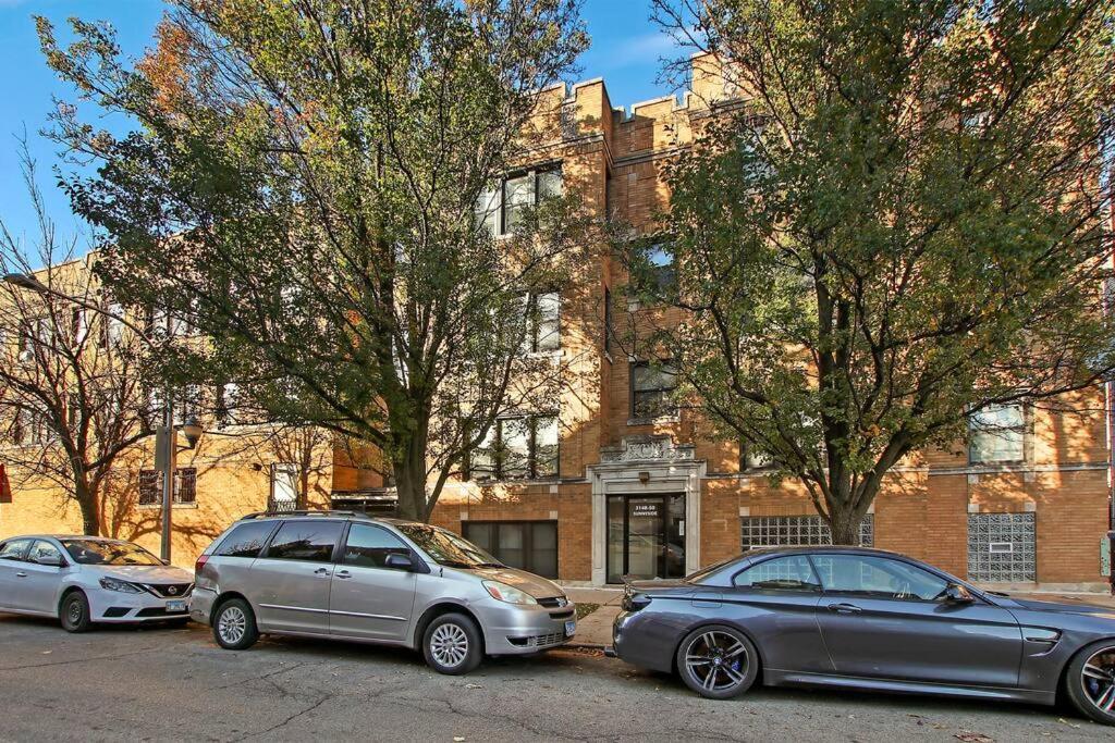 Comfortable 2br - Sunnyside 2f Apartment Chicago
