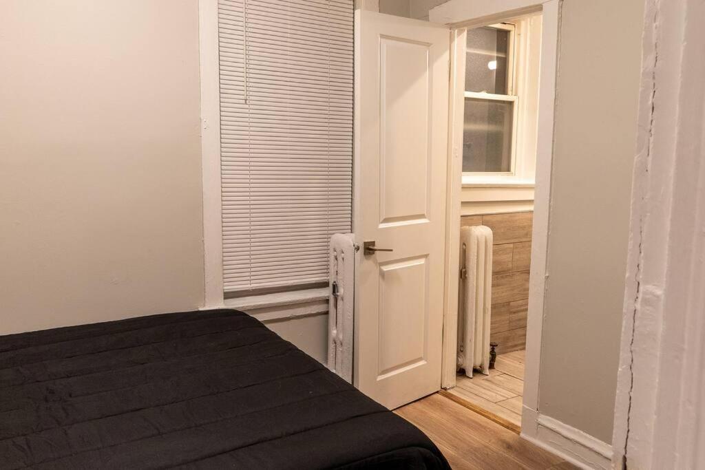 Apartment Charming 4br Unit In Historic Hyde Park Near Beach *