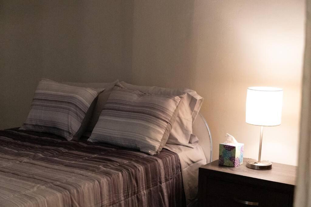 Apartment Charming 4br Unit In Historic Hyde Park Near Beach *