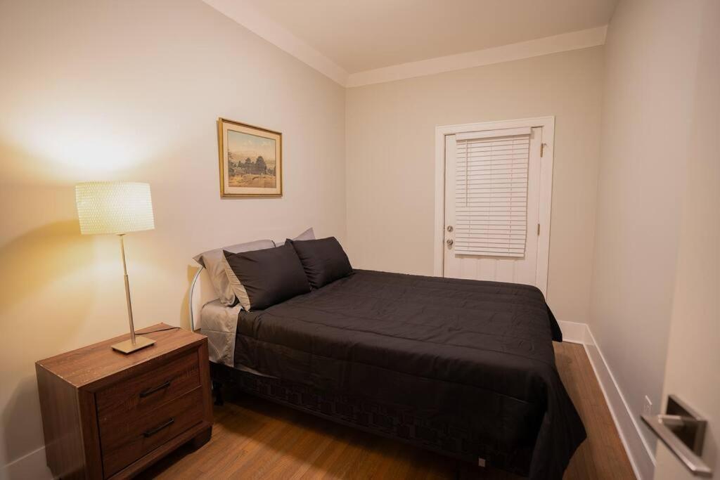 Vibrant 4br Haven In Historic Hyde Park, Near Uchi