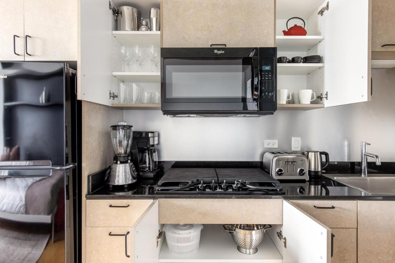 Apartment Lincoln Park W Wd Nr L New Chi-305 *