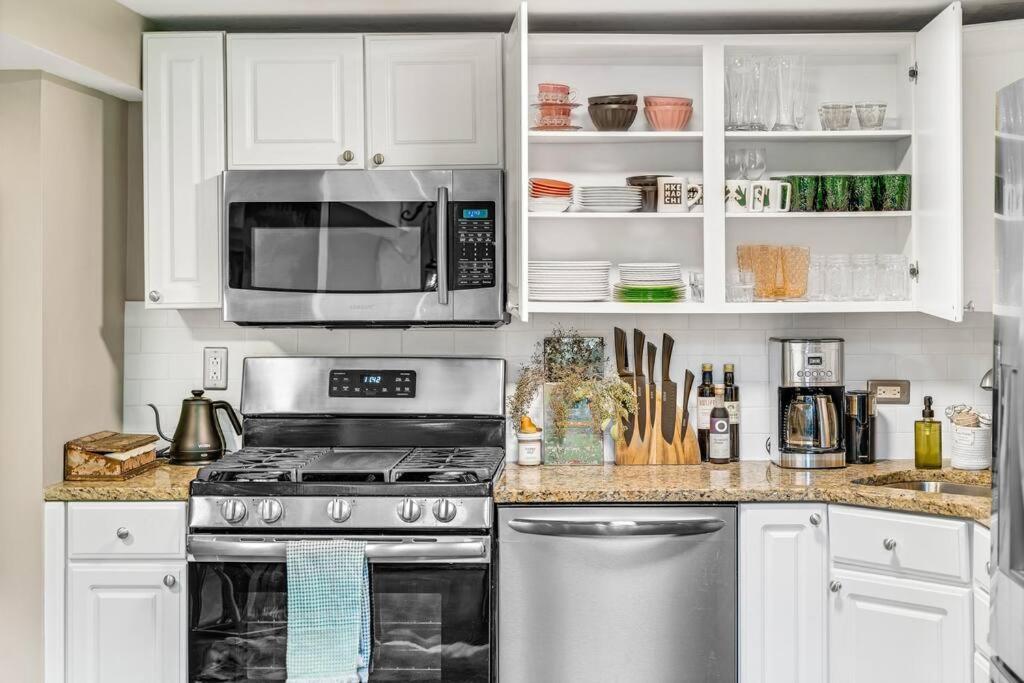 Holiday home The Village By Dakota Gal Digs Chicago