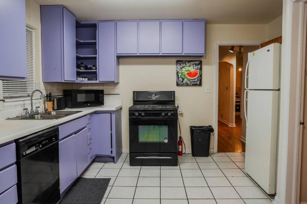 Living Bliss 3br Gem Near Parks And Dining Apartment Chicago