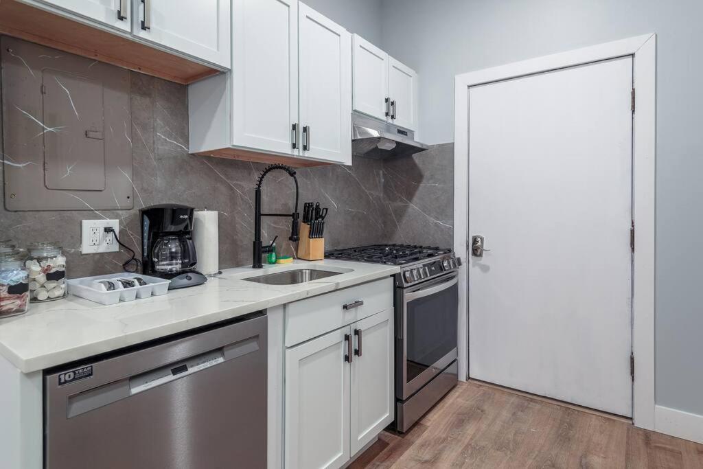 Apartment Mtm Fully Furnished In Old Town - 2 Beds