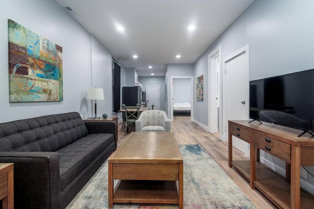 Mtm Fully Furnished In Old Town - 2 Beds Apartment *