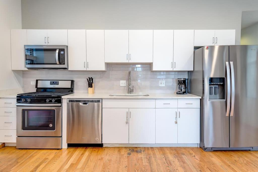 Suite2 Access To Patio Apartamento Chicago