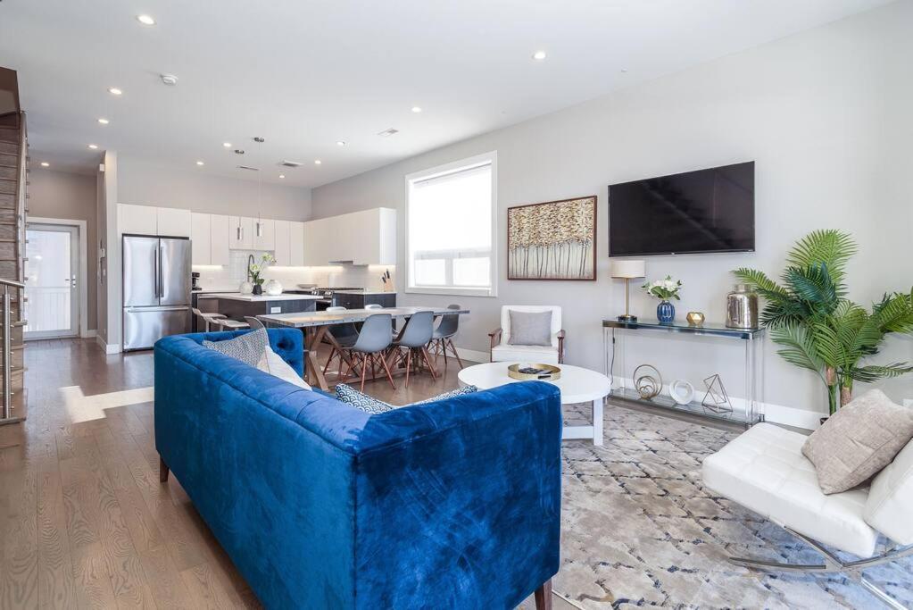 2 Newly Built Luxury With Private Roofdeck Apartment Chicago