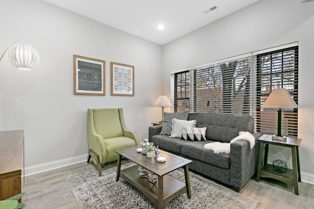 Apartment Relaxing 3br With King Beds & Washer - Lawndale 2 *