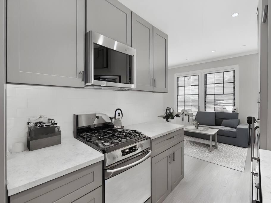 Modern & Fully Furnished 1br - Oakdale 3s *