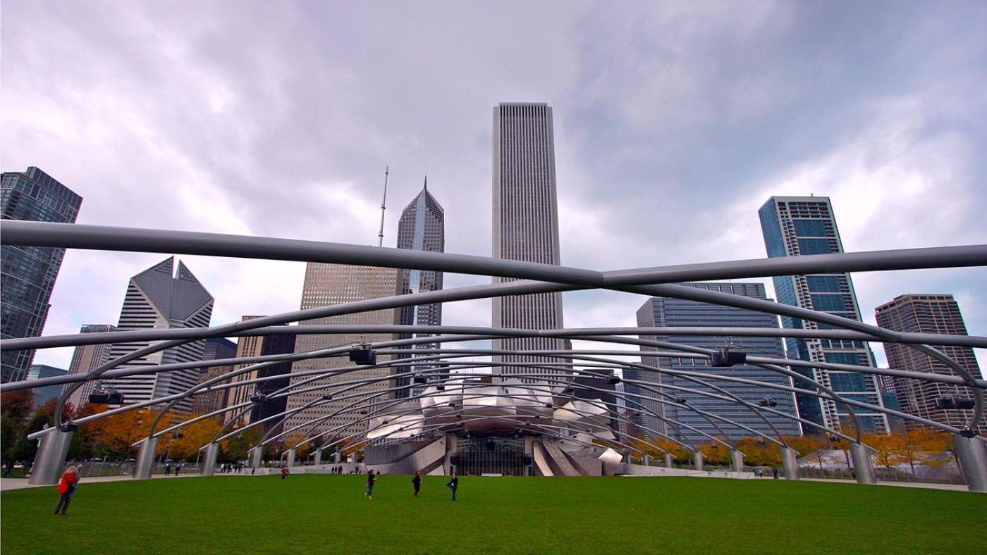 Stylish 3Br Chicago Getaway With Optional Parking Near Mccormick Place, Grant Park & Soldier Field Apartment *