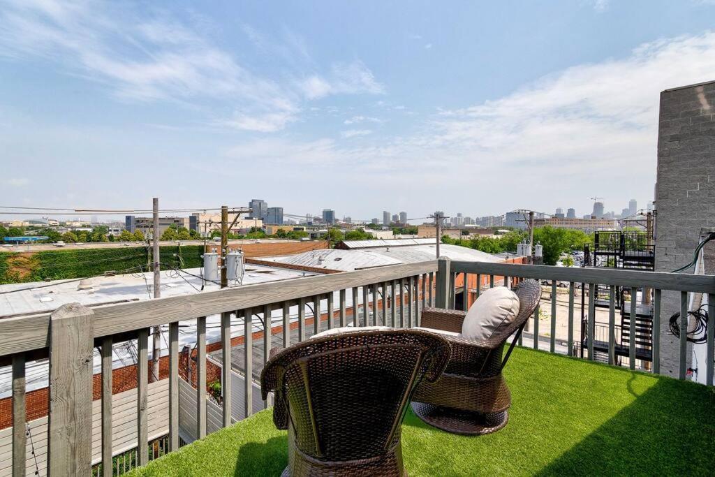 Apartamento Stunning 2 Floor Penthouse Downtown *