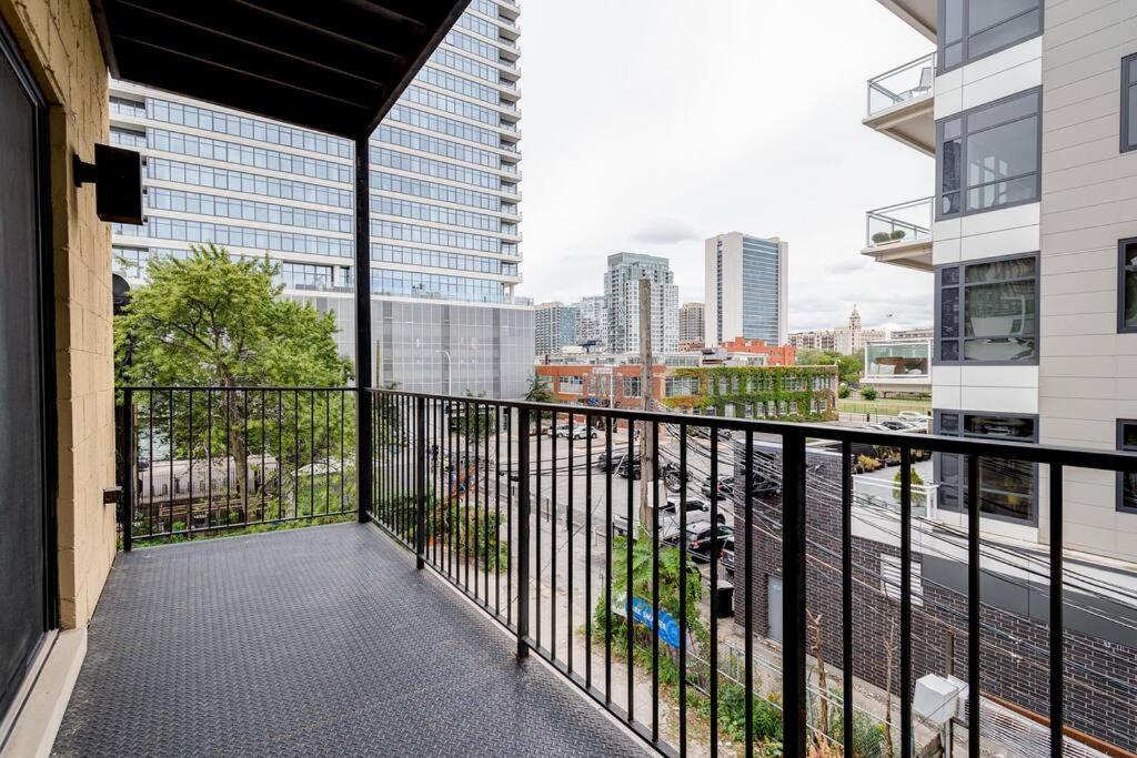 Apartment 870 1&2 - 2 Separate In Same Building *