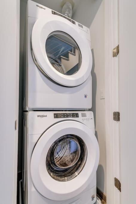 Breathtaking Downtown Penthouse A - Sleeps 11