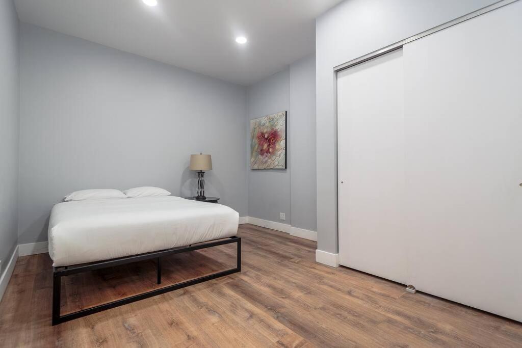 Mtm Fully Furnished In Old Town - 2 Beds Apartment Chicago