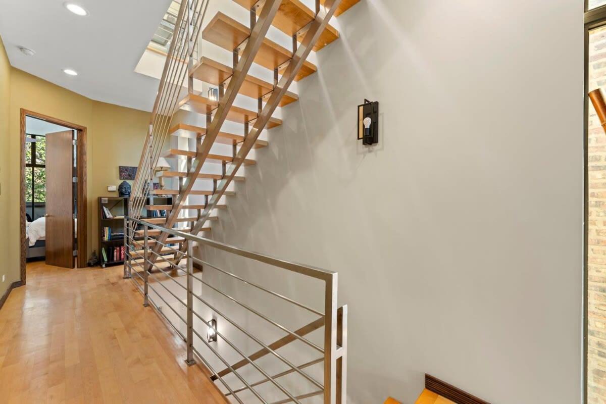 Holiday home Zen Oasis Of Elegance: Expansive Executive Chicago