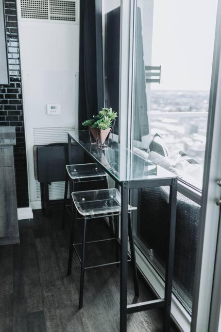 Apartment Stunning Panoramic Views & Free Parking